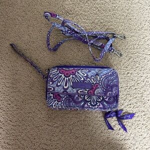 purple and white floral vera bradley wrist wallet / crossbody💜🤍